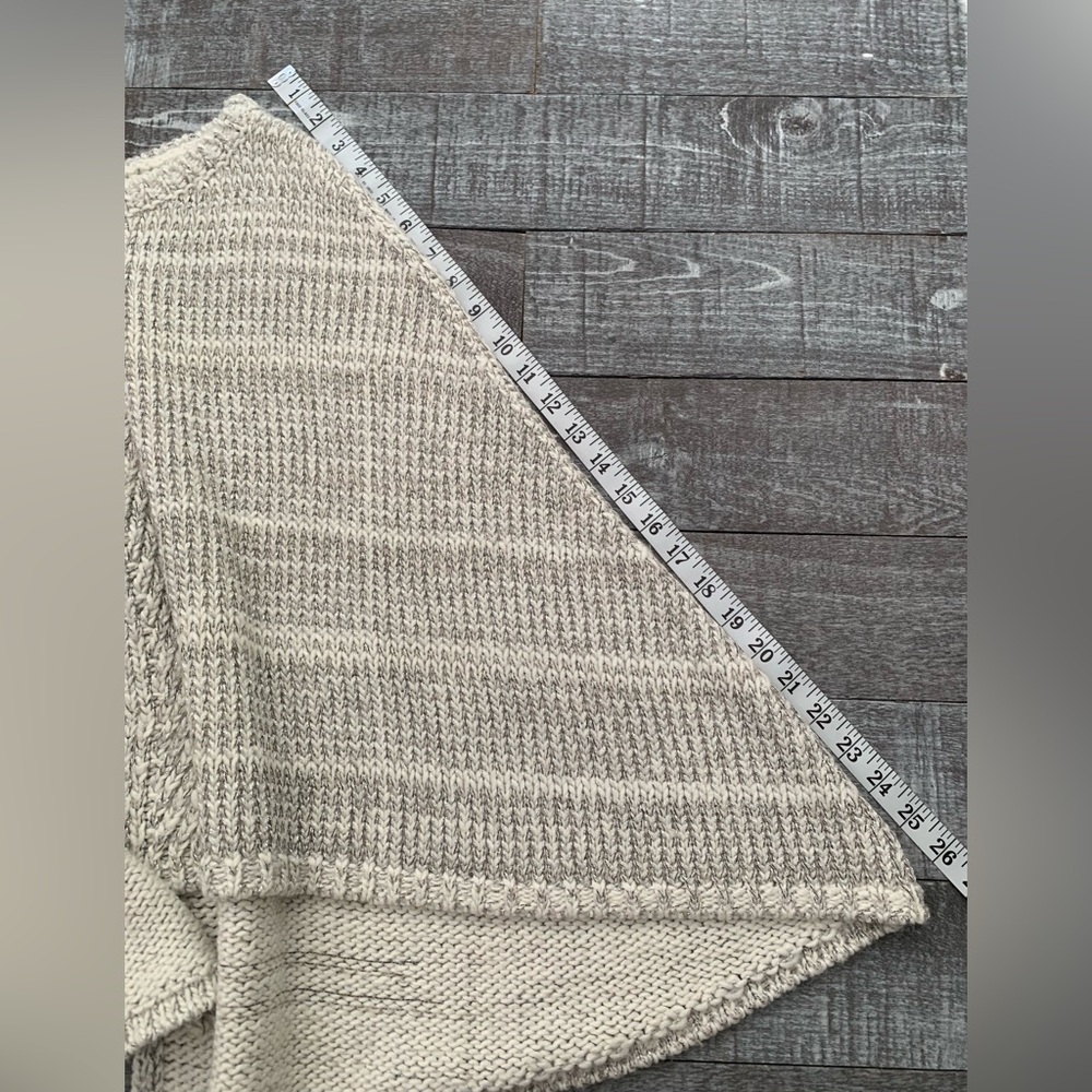White House Black Market Knitted Poncho - Picture 15 of 15